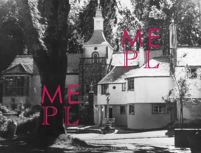 : PORTMEIRION VILLAGE : PORTMEIRION VILLAGE