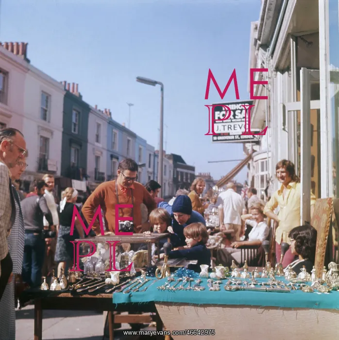 : PORTOBELLO ROAD 1960S : PORTOBELLO ROAD 1960S