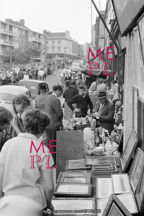 : Portobello Road Market : Portobello Road Market