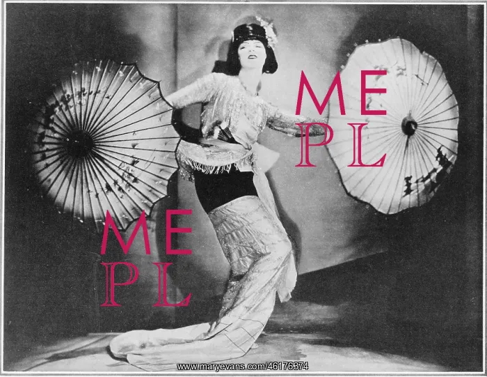 : A portrait of the American dancer Ruth St Denis, 1929 : A portrait of the American dancer Ruth St Denis, 1929