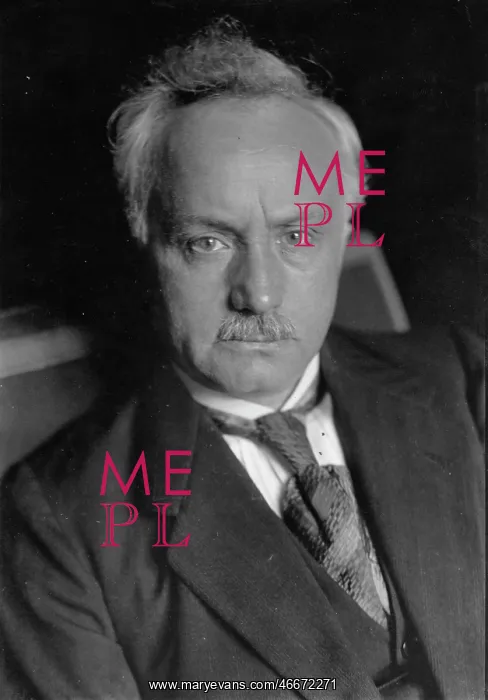  : Portrait of Carl Severing