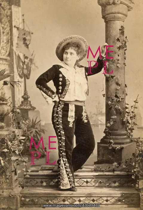 : Portrait, Catherine Lewis, comedy actress : Portrait, Catherine Lewis, comedy actress