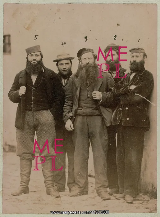 : Portrait of a group of : Portrait of a group of