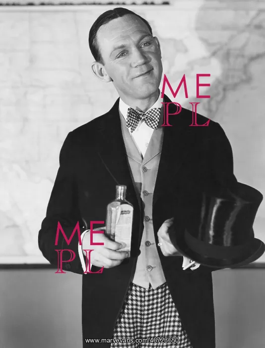  : Portrait of man with top hat and bottle