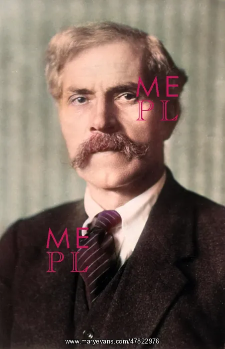 : Portrait photograph of Ramsay MacDonald : Portrait photograph of Ramsay MacDonald