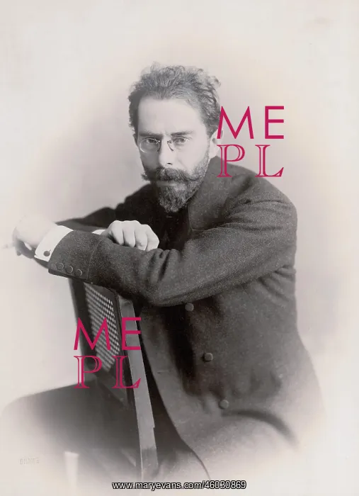 : Portrait photograph - unknown man by Hermann Drawe : Portrait photograph - unknown man by Hermann Drawe