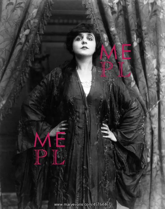  : Portrait of a proud woman