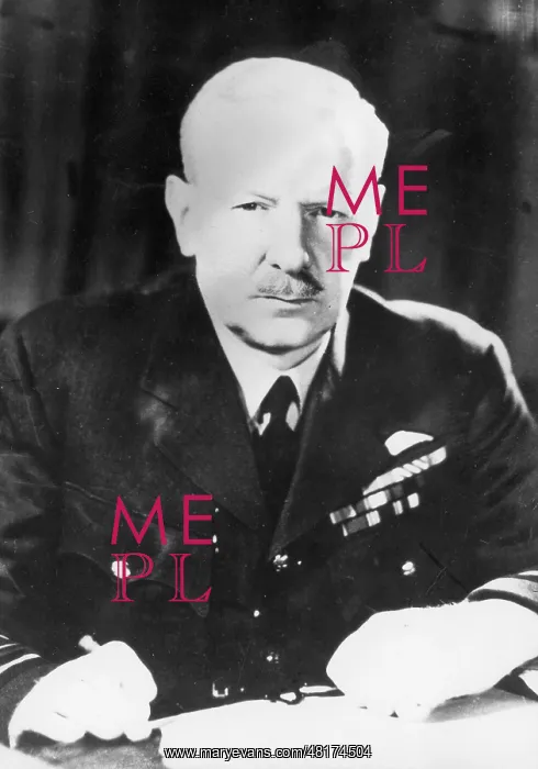 : Portrait of RAF officer Arthur Harris, (1892-1984) 1939 (b / w : Portrait of RAF officer Arthur Harris, (1892-1984) 1939 (b / w