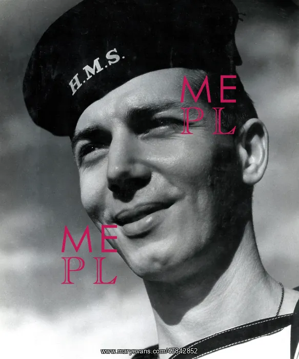 : Portrait of a Sailor serving in the Royal Navy - WW2 : Portrait of a Sailor serving in the Royal Navy - WW2