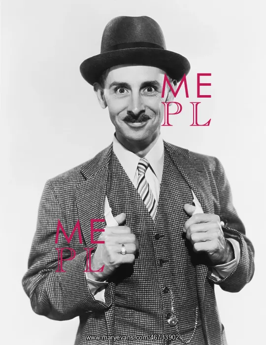  : Portrait of a vivacious looking man