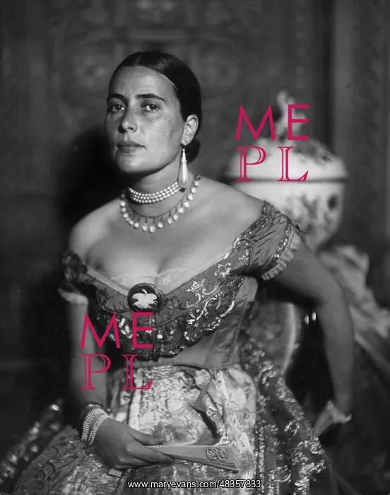 : Portrait of a woman, 1935 : Portrait of a woman, 1935
