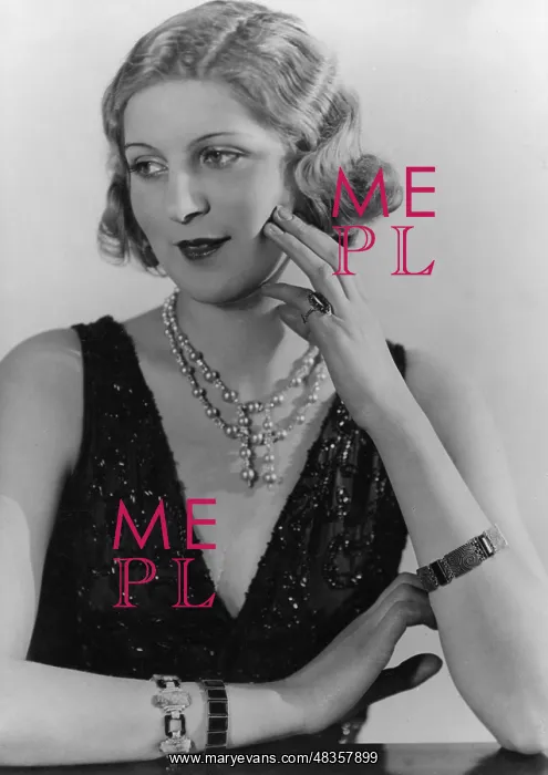 : Portrait of a woman, 1935 : Portrait of a woman, 1935