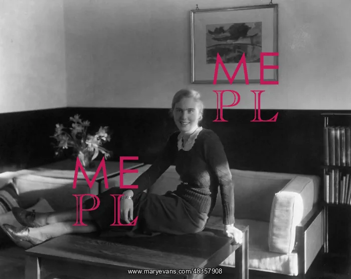 : Portrait of a woman, 1935 : Portrait of a woman, 1935