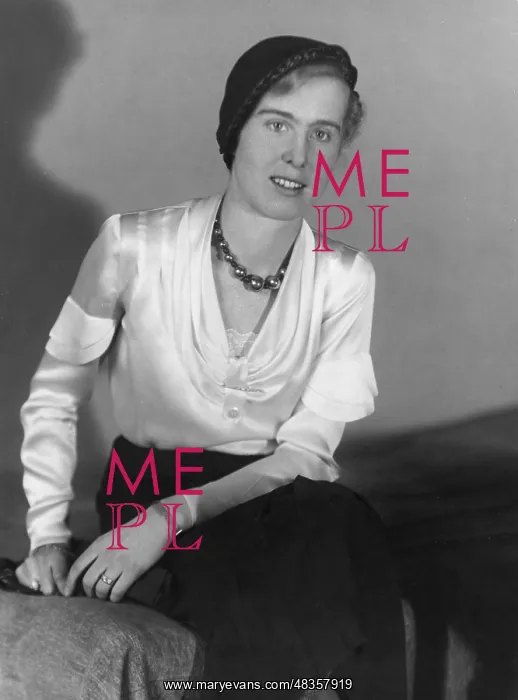 : Portrait of a woman, 1935 : Portrait of a woman, 1935