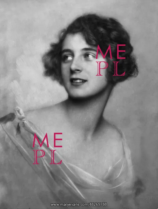: Portrait of a woman in the 20s : Portrait of a woman in the 20s