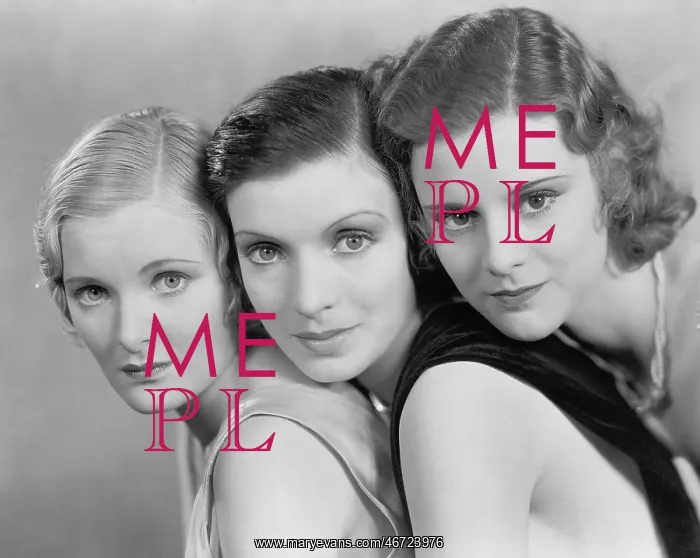 : Portrait of three women : Portrait of three women