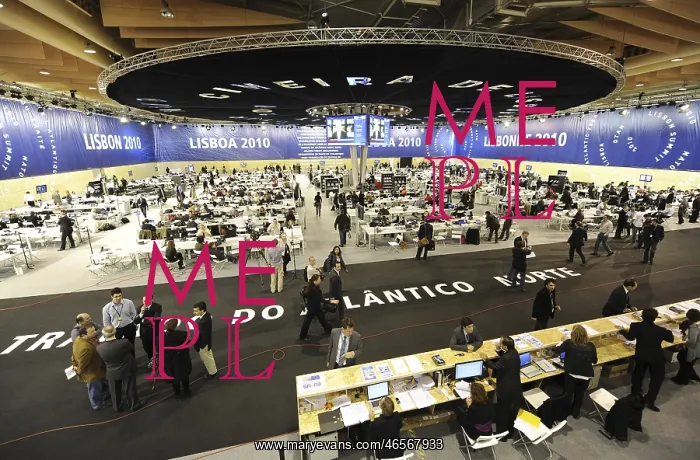 : PORTUGAL. Lisbon. Journalists work at the NATO : PORTUGAL. Lisbon. Journalists work at the NATO