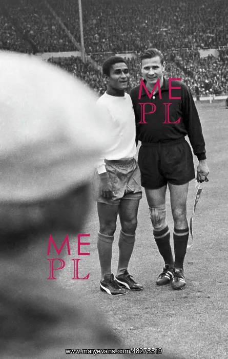 : Portuguese forward Eusebio and Soviet goalie Lev : Portuguese forward Eusebio and Soviet goalie Lev