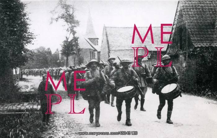 : Portuguese infantry marching through Saint-Floris, WW1 : Portuguese infantry marching through Saint-Floris, WW1