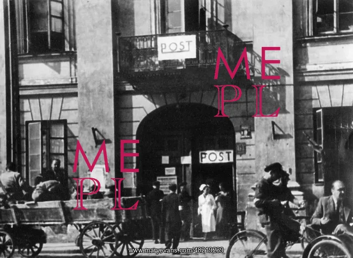 : Post office in the Warsaw Ghetto : Post office in the Warsaw Ghetto
