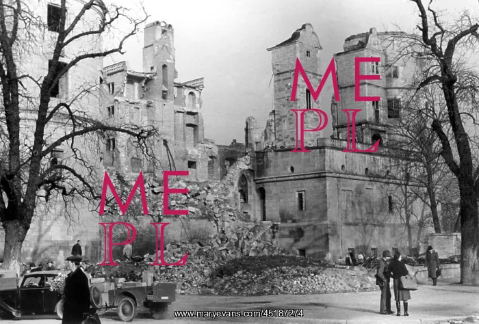 : Post-war era - destructions in Stuttgart : Post-war era - destructions in Stuttgart