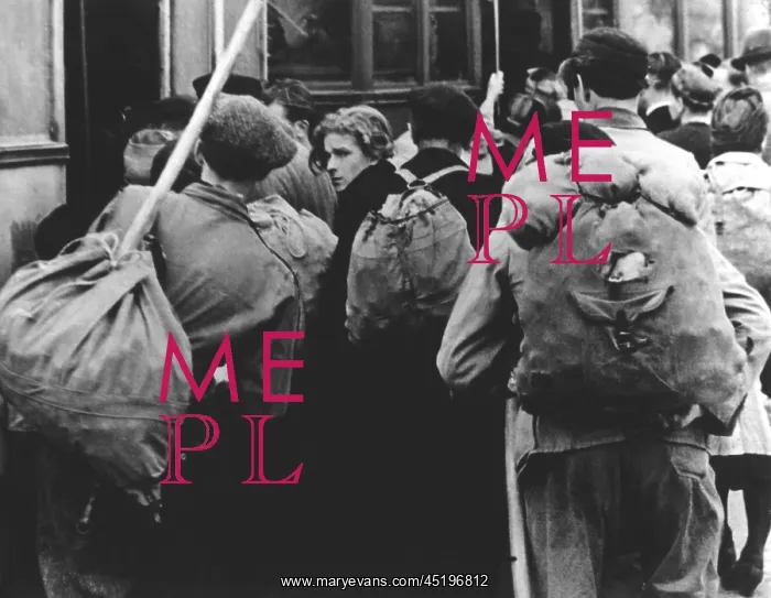 : Post-war era: hoarders with backpacks : Post-war era: hoarders with backpacks