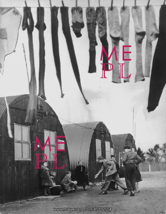 : Post-war era - nissen huts : Post-war era - nissen huts