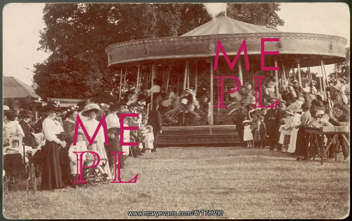  : Postcard of a carousel