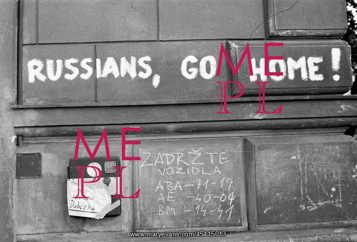 : Posters - messages - information - news - protest : Posters - messages - information - news - protest