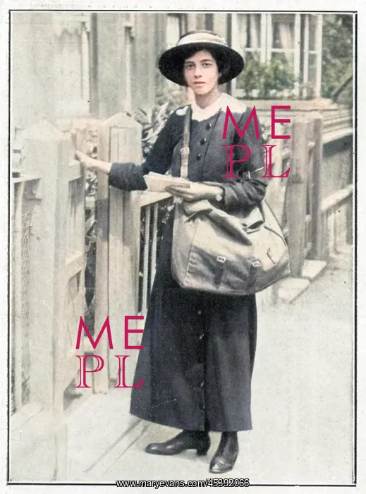 : POSTWOMEN / WW1 : POSTWOMEN / WW1