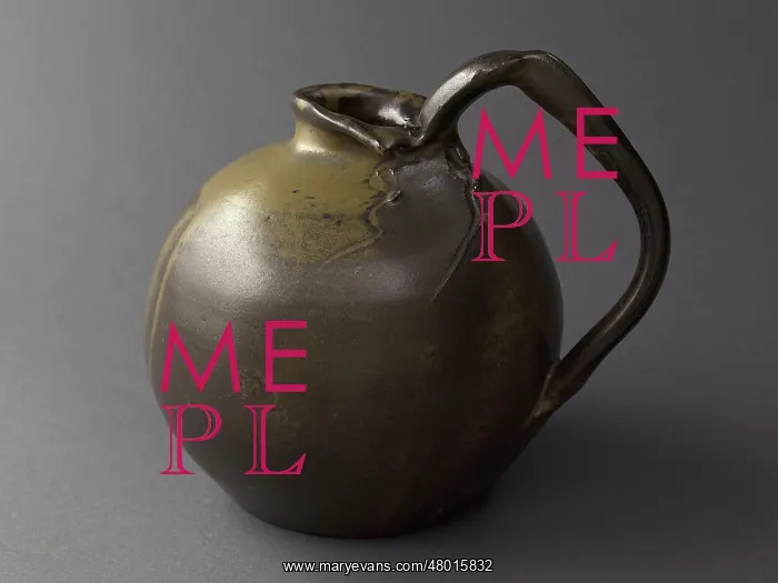 : Pot with a twisted handle : Pot with a twisted handle