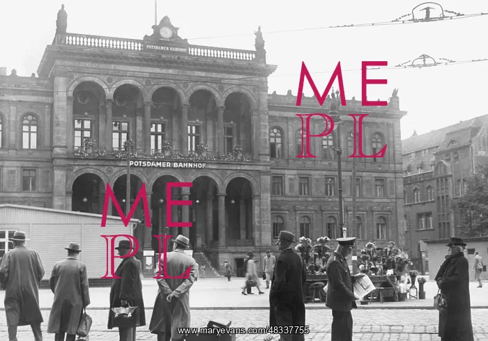: The Potsdamer railway station in Berlin, 1940 : The Potsdamer railway station in Berlin, 1940