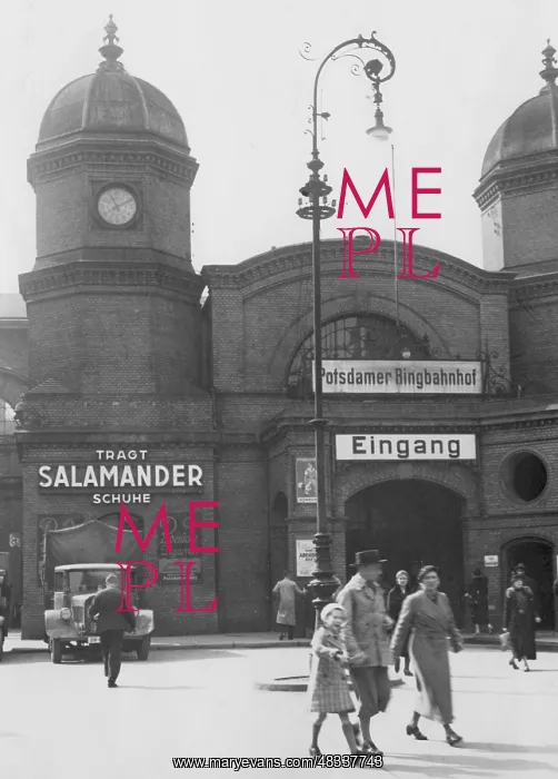 : The Potsdamer Ringbahnhof in Berlin, ca. 1930s : The Potsdamer Ringbahnhof in Berlin, ca. 1930s