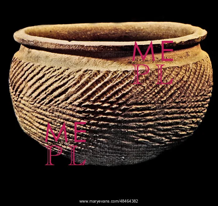 : Pottery Jar with Rope Prints : Pottery Jar with Rope Prints