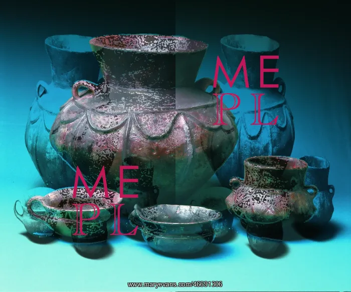 : Pottery from the Middle Bronze Age. The large vessel? : Pottery from the Middle Bronze Age. The large vessel?
