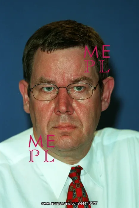  : Poul Nyrup Rasmussen