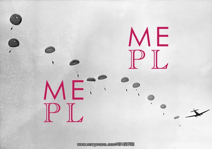 : Practice jump of German paratroopers in Stendal, 1939 : Practice jump of German paratroopers in Stendal, 1939
