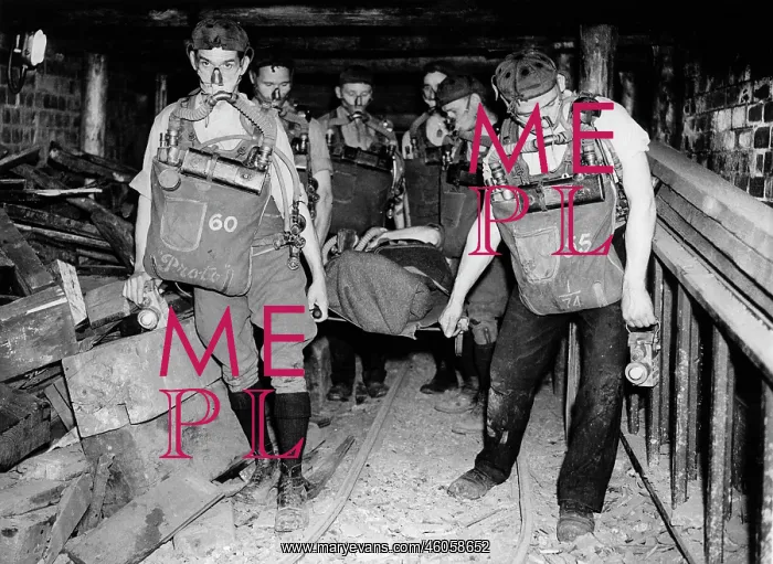 : Practice of a rescue operation in a mine : Practice of a rescue operation in a mine