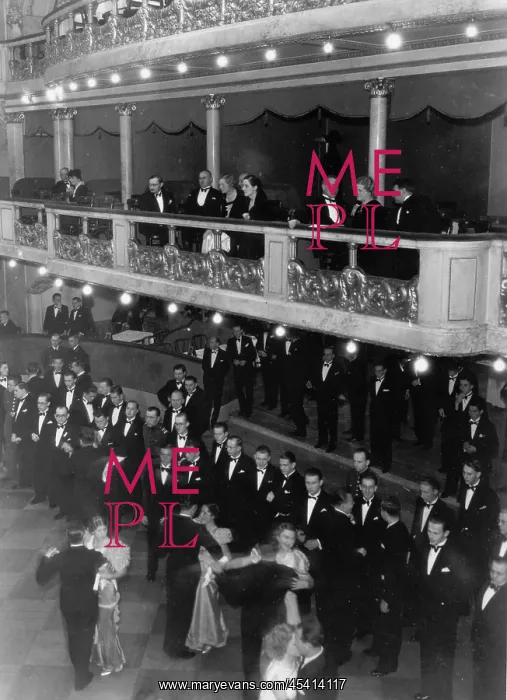  : Prague 1936, dance ball at Lucerna Palace