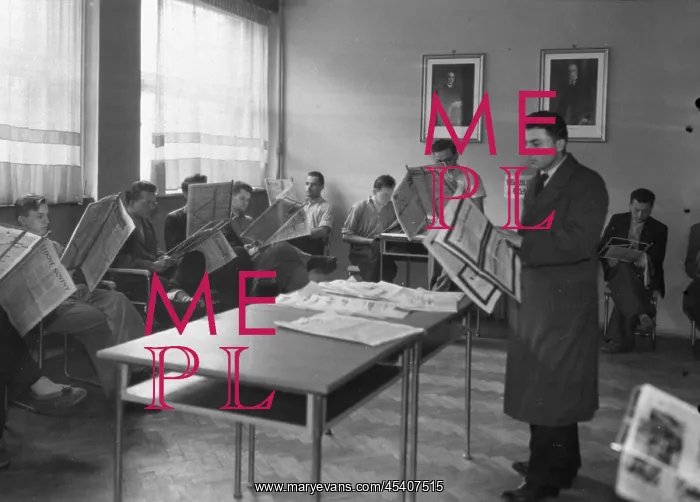 : Prague 1938, students : Prague 1938, students