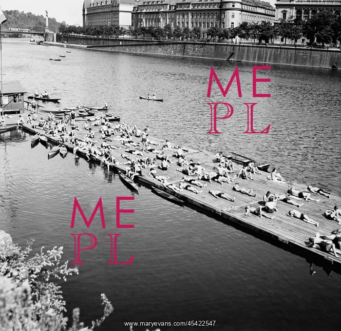 : Prague 1938 - sunbathers : Prague 1938 - sunbathers