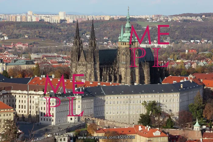 : Prague Castle and St Vitus cathedral, Prague, Czech Republic : Prague Castle and St Vitus cathedral, Prague, Czech Republic
