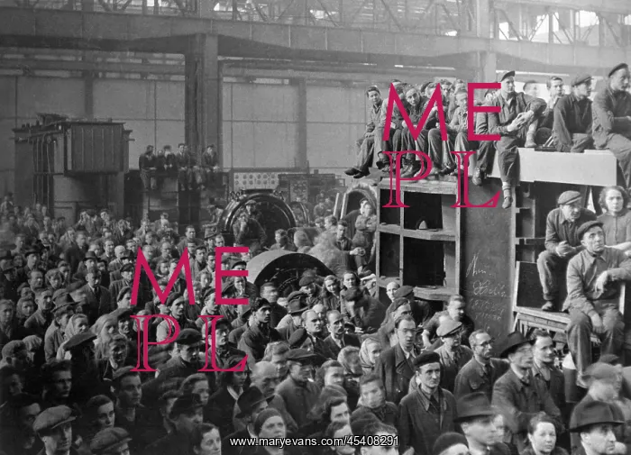 : Prague - general strike - workers - factory : Prague - general strike - workers - factory
