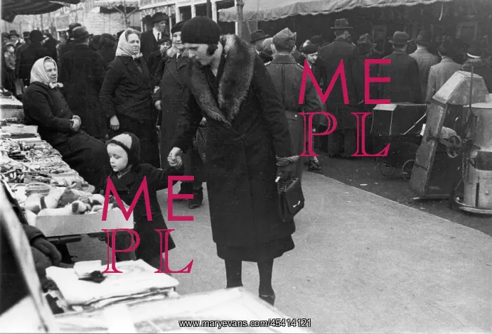  : Prague, market in 1935
