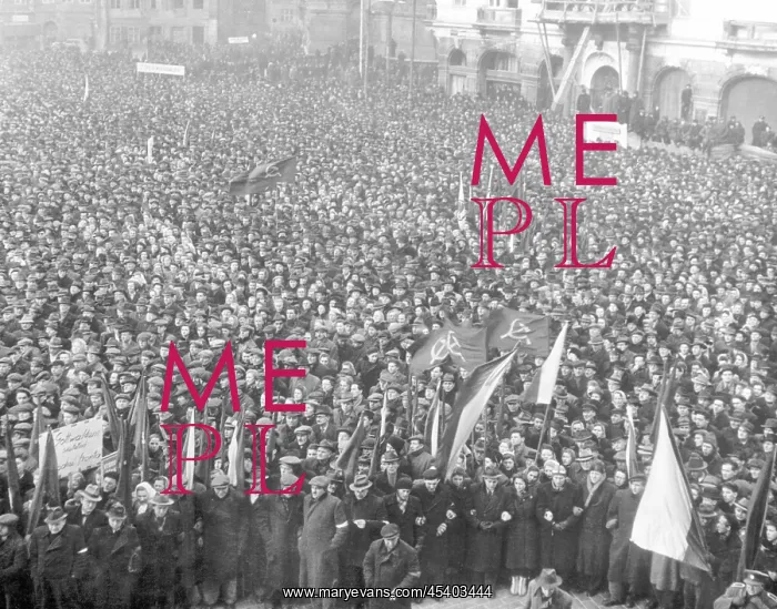 : Prague - Old Town Square - crowd - manifestation : Prague - Old Town Square - crowd - manifestation
