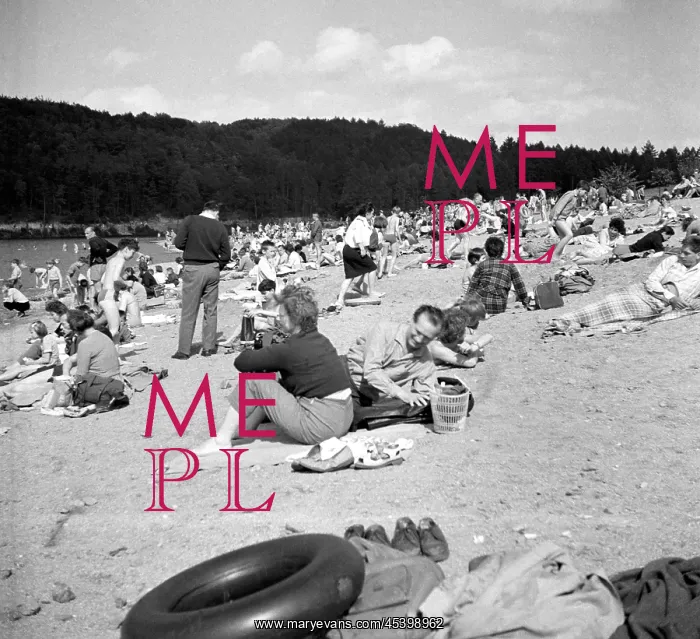 : Prague - people sunbathing - Socialist propaganda : Prague - people sunbathing - Socialist propaganda
