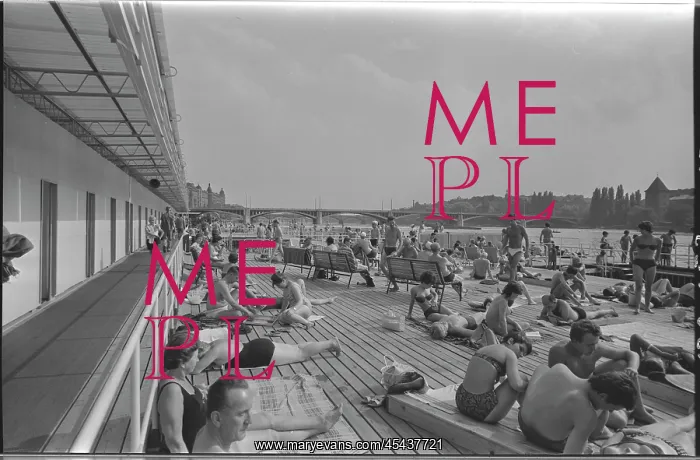 : Prague, Vltava River, Slovansky Island, swimming pool : Prague, Vltava River, Slovansky Island, swimming pool