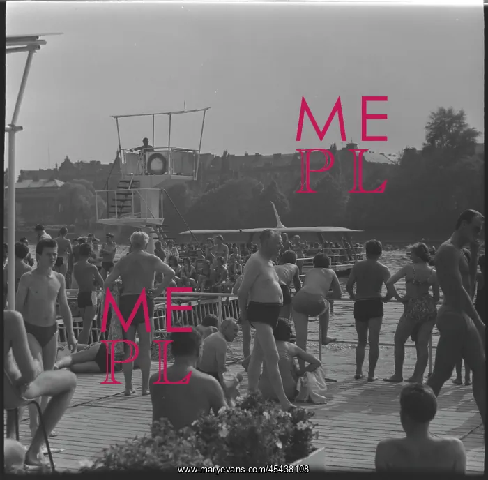 : Prague, Vltava River, Slovansky Island, swimming pool : Prague, Vltava River, Slovansky Island, swimming pool