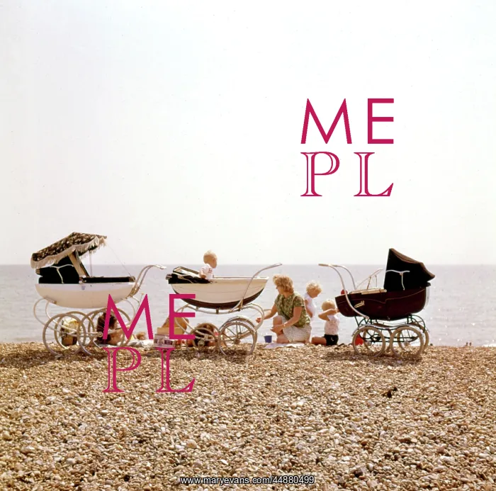 : PRAMS ON BRIGHTON BEACH : PRAMS ON BRIGHTON BEACH