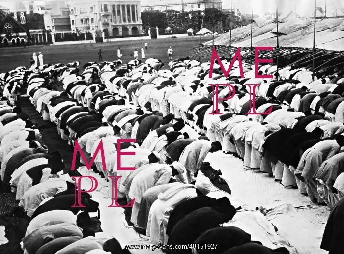 : Praying Muslims : Praying Muslims